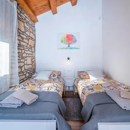 3 Bedroom Stunning In Brscici